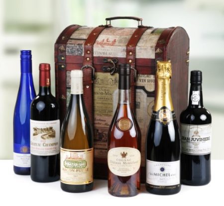 6 Bottle Premium Wine Treasure Chest